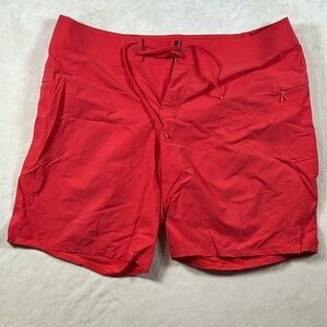 Lululemon 38W Men’s Red Trunks EUC Shorts Performance Moisture Wicking